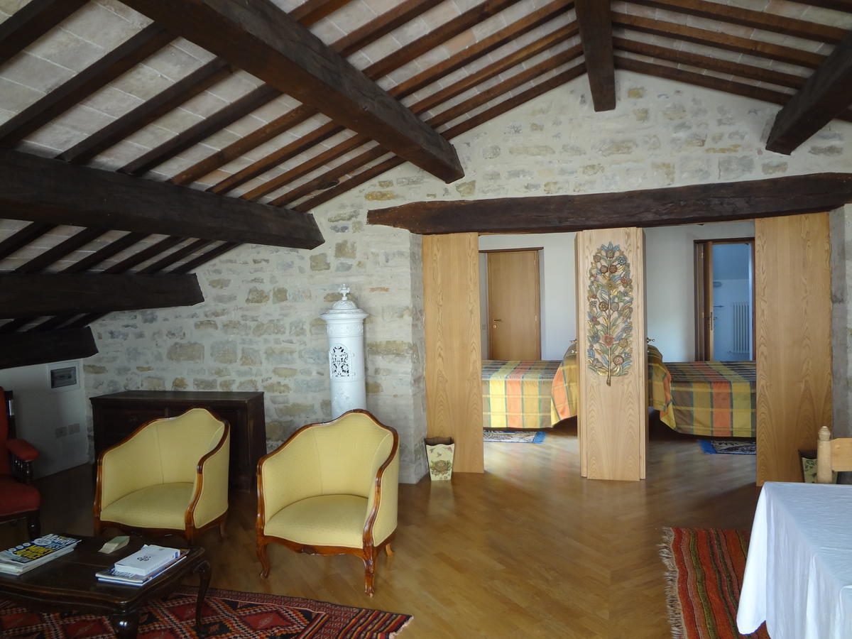 Pensjonat Castello Di Magrano Carbonesca Zewnętrze zdjęcie